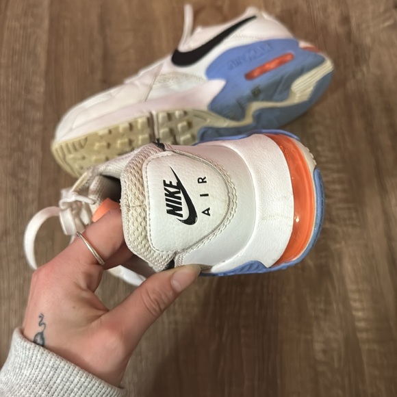 Women’s Nike air max - Picture 3 of 4